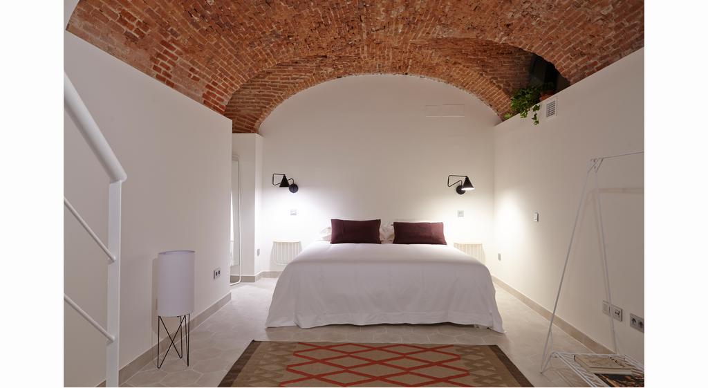 60 Balconies Design Apartment Madrid Ngoại thất bức ảnh