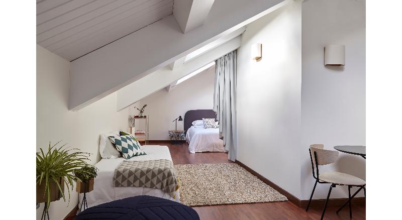 60 Balconies Design Apartment Madrid Ngoại thất bức ảnh