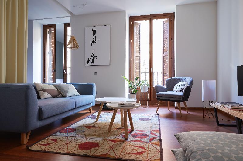 60 Balconies Design Apartment Madrid Ngoại thất bức ảnh